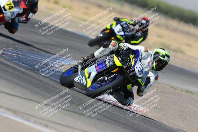 media/Aug-19-2022-TrackDaz (Fri) [[a0110a8595]]/Club Race/10am (Outside Grapevine)/